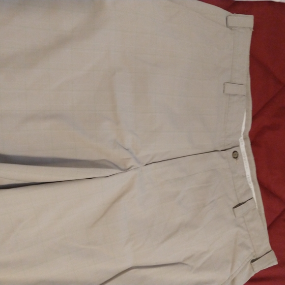 Huge selection of Men's shorts (40/42, 3x/4x) - Picture 8 of 15